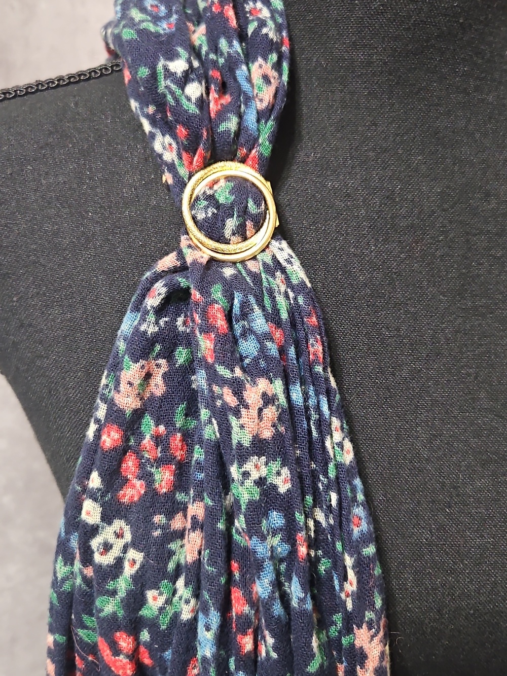 Vintage Tana "Love Knot" Scarf Clip Estate Jewelry stamped Western Germany